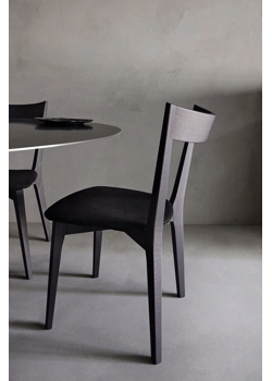 Padded Odeon Modern wooden chairs Origins 1971