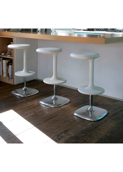 Kant up the gas Plastic stools Casamania