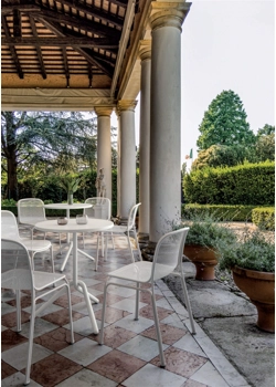 Villa Sedie in metallo Colos