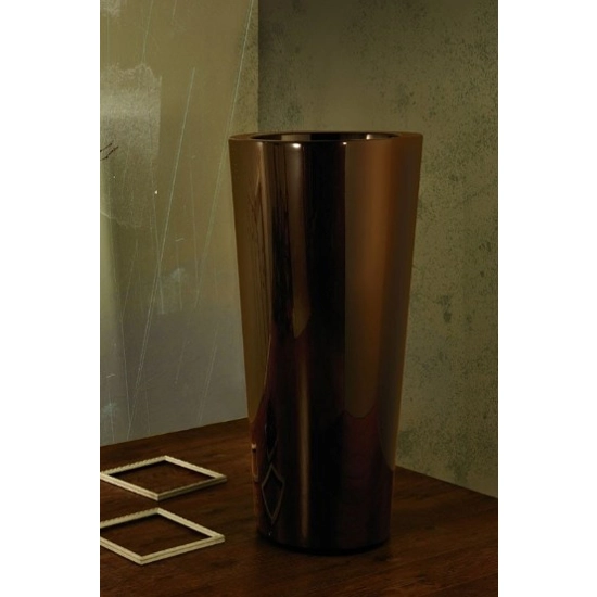 Medium hilo Vases 21st 1