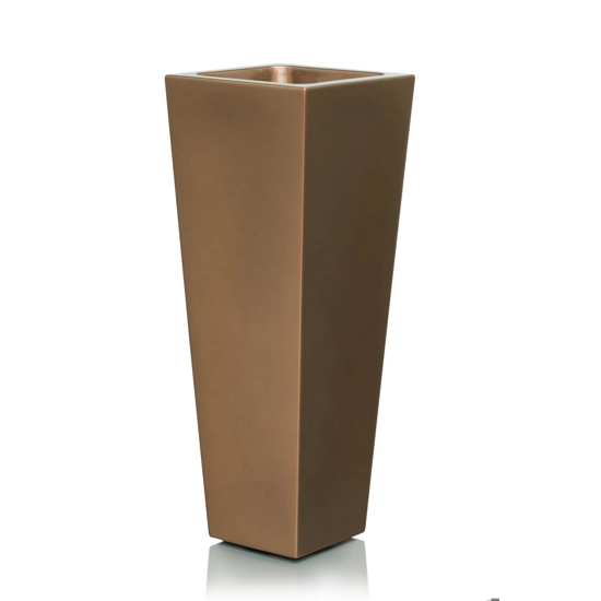 Small naif Vases 21st 1