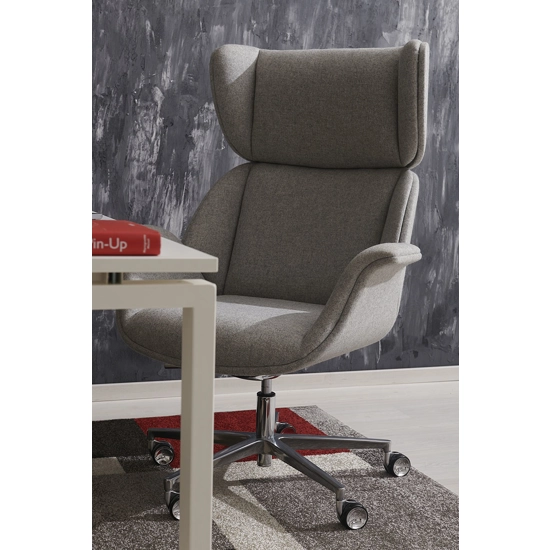 Richmond Alta Executive office chairs Ap Factor 3