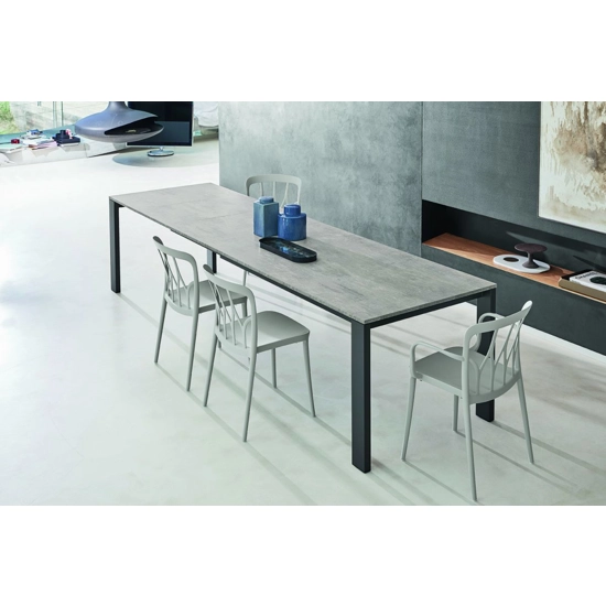 Galaxy con Braccioli Sedie in plastica di design Bontempi 6