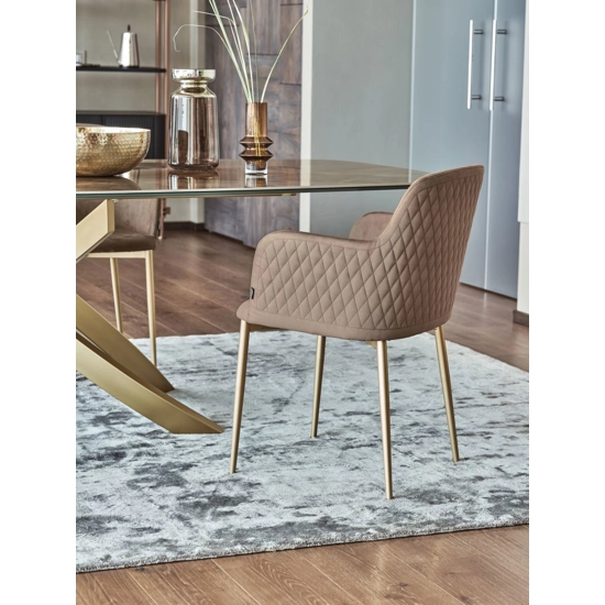 Margot poltrona gambe in acciaio Sedie imbottite Bontempi 1