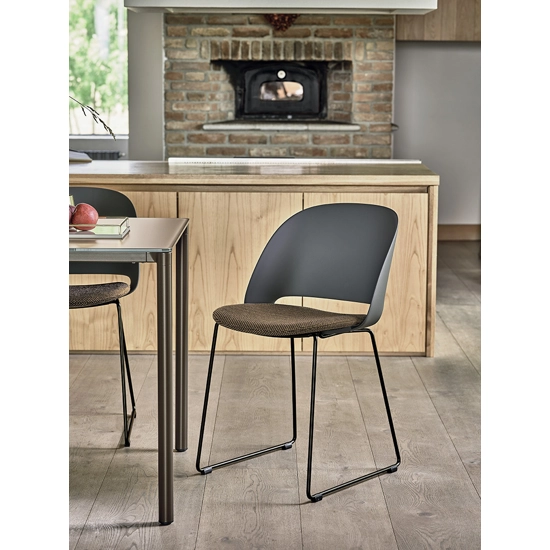 Steel pole Modern wooden chairs Bontempi 2