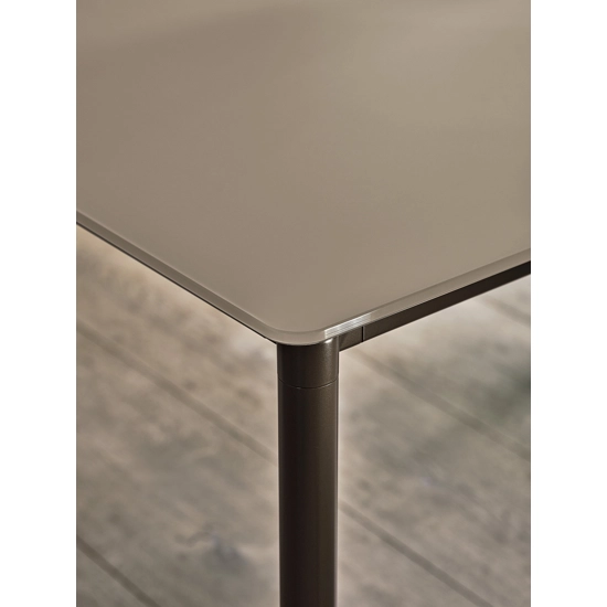 Moon 70x70 Fixed Modern tables Bontempi 1