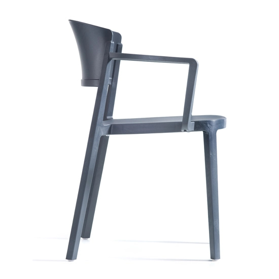 Abuela Braccioli Sedie in plastica di design Gaber 11