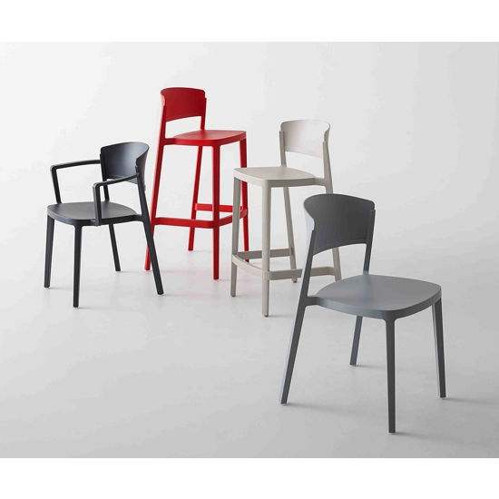 Abuela Sedie in plastica di design Gaber 7