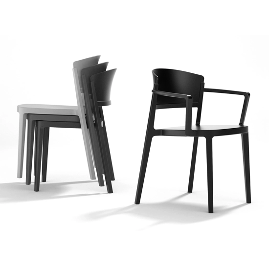 Abuela Braccioli Sedie in plastica di design Gaber 23