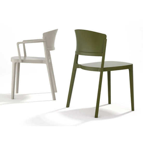 Abuela Sedie in plastica di design Gaber 10