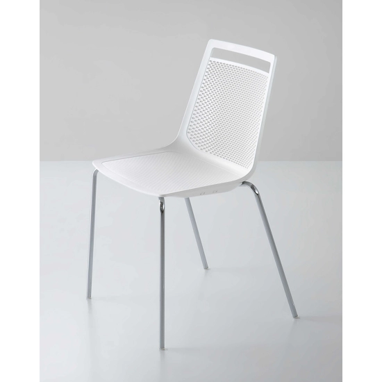 Akami Sedie in plastica di design Gaber 1