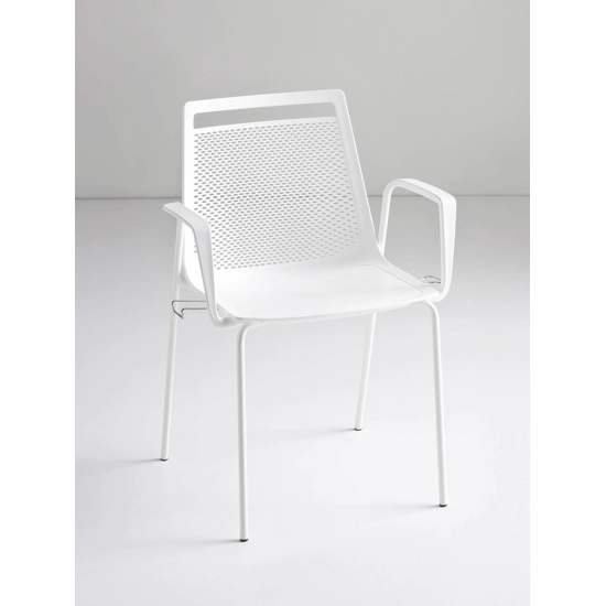 Akami Bracciolo Sedie in plastica di design Gaber