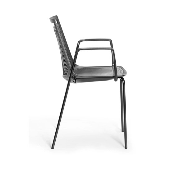 Akami Bracciolo Sedie in plastica di design Gaber 3