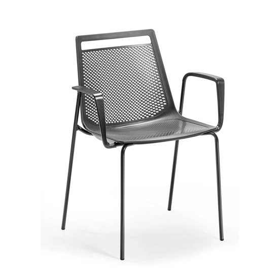 Akami Bracciolo Sedie in plastica di design Gaber 4