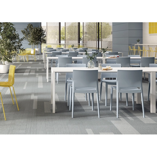 Bakhita Sedie in plastica di design Gaber 3