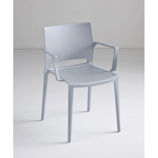 Bakhita Braccioli Sedie in plastica di design Gaber 6