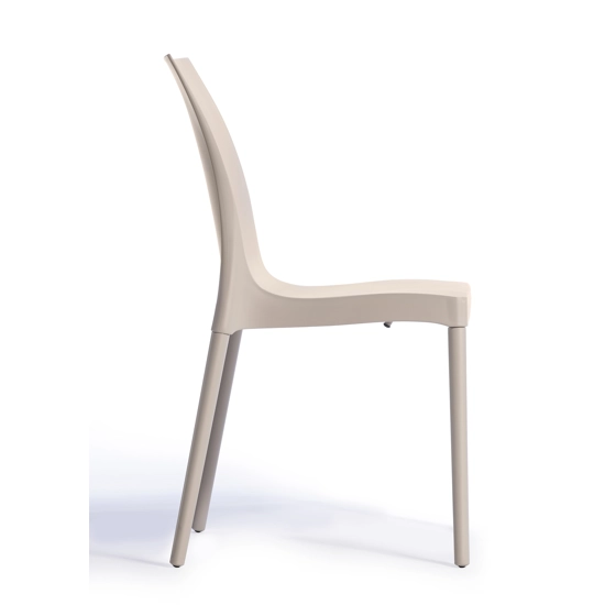 Iris Sedie in plastica di design Gaber 5