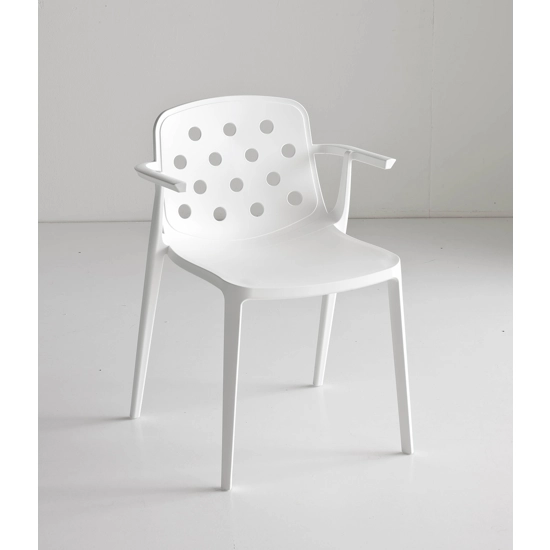 Isidora Braccioli Sedie in plastica di design Gaber
