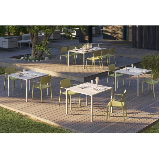 Lilibet Sedie in plastica di design Gaber 1