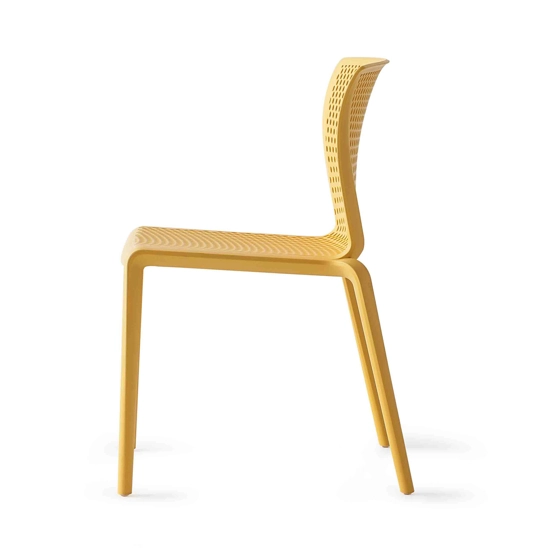 Spyker Sedie in plastica di design Gaber 7