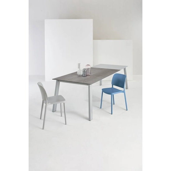 Keai Plastic chairs ingenia 2