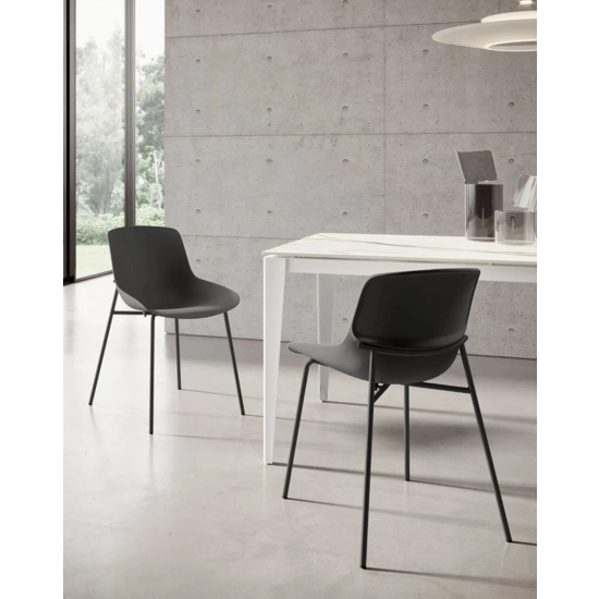 Noa Sedie in plastica di design ingenia