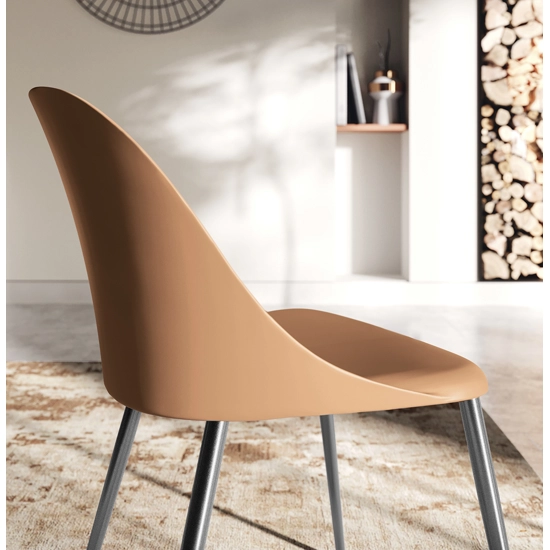 Sam Plastic chairs ingenia 1