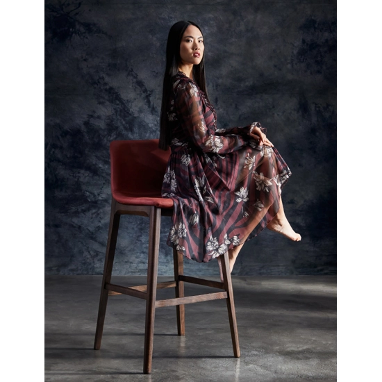 Isabel Sgabello Upholstered stools Julia 1