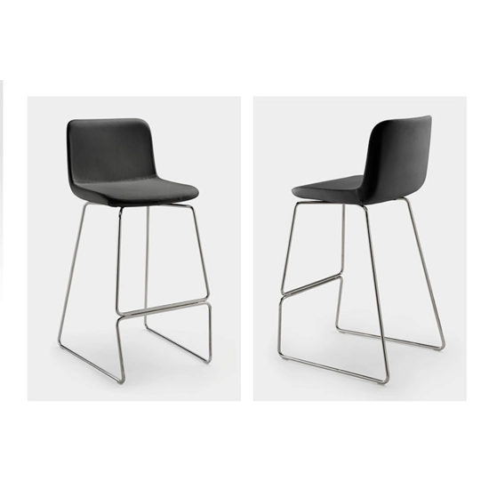 Amira Sgabello Metallo Upholstered stools Progetto Sedia