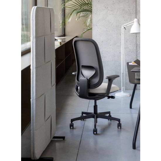 Evo Operatia Rete - Plastica Nera Sedie direzionali per ufficio Milani 2