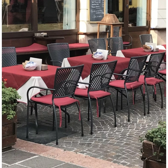 Queen 2 Metal chairs RD Italia 3