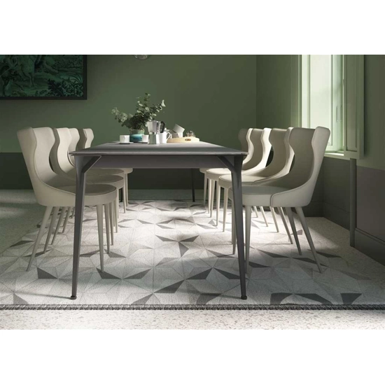 Queen Upholstered chairs Ambiance Italia 2