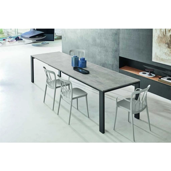 Tom 140x90 (193-246-299) Tavolo di design Bontempi