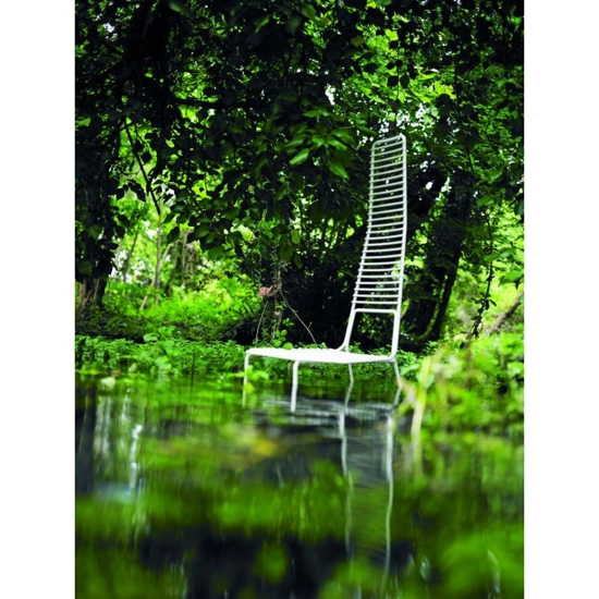 Tall alien Metal chairs Casamania 5