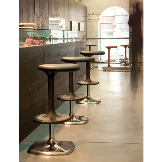 Kant alzo gas Sgabelli in plastica Casamania 1