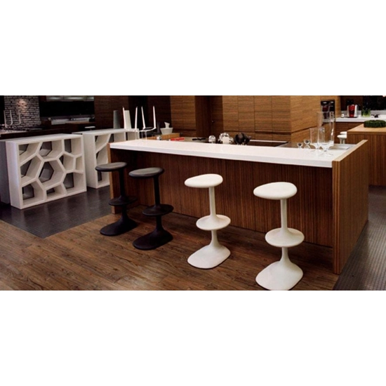 Fixed Kant Plastic stools Casamania 2