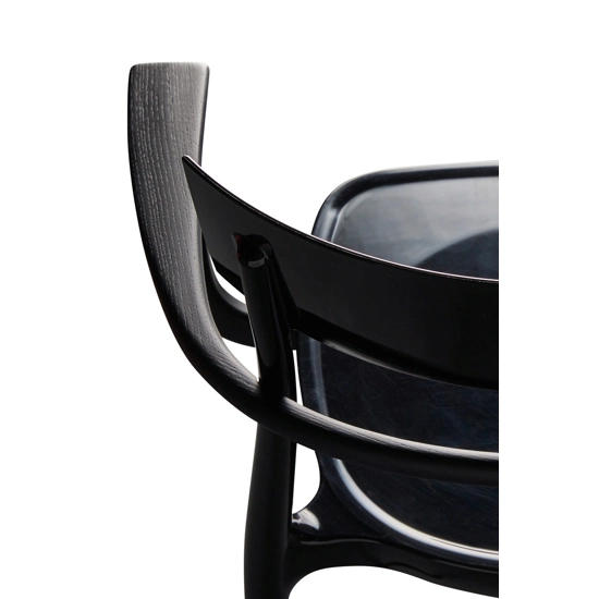 Milan 2015 P Plastic chairs Colico 13