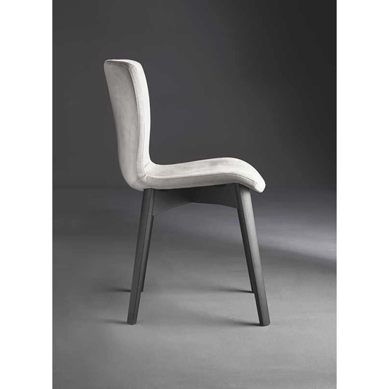 rap w Plastic chairs Colico 6