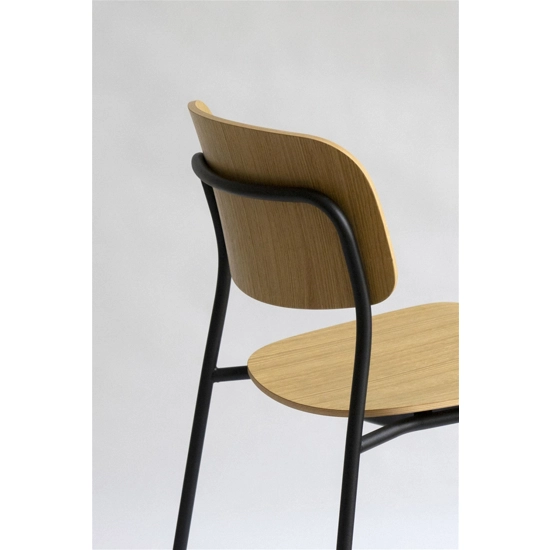 Daily Metal chairs Colos 1