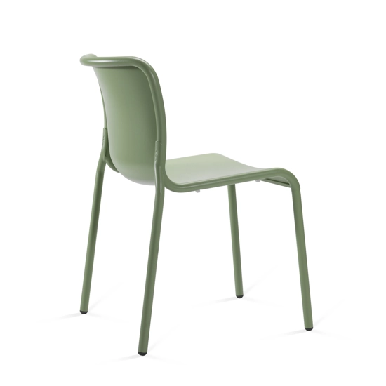 Momo Net Contract chairs Colos 9