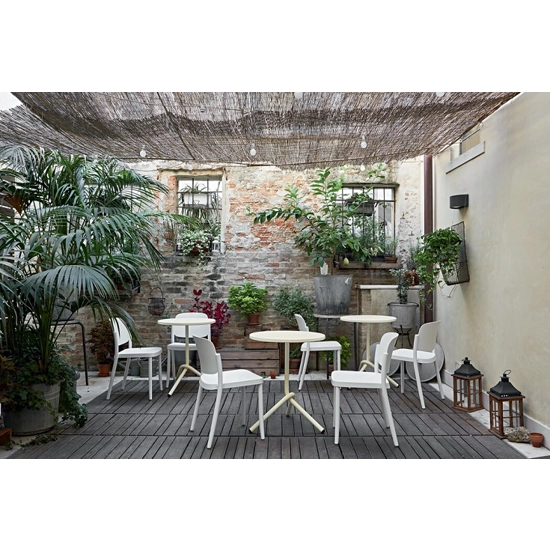 Piazza 1 Sedie Contract Colos 6