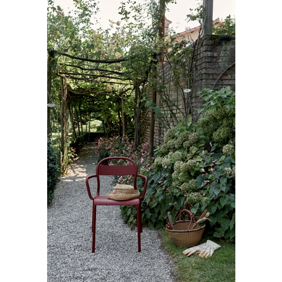 Cue 1 Contract chairs Colos 12