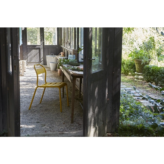 Cue 1 Contract chairs Colos 13