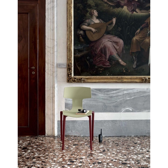 Torre S Sgabelli contract Colos 11