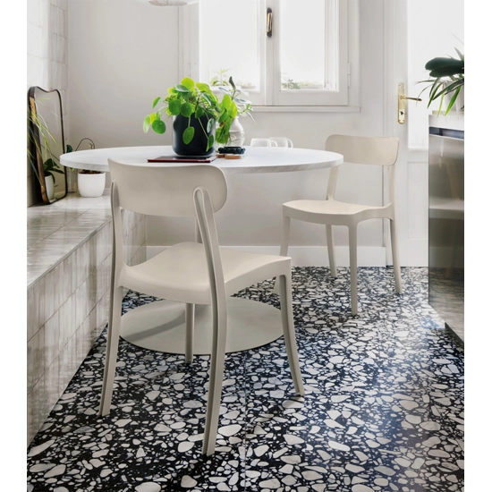 Locanda CB2329 Sedie Contract Connubia 1