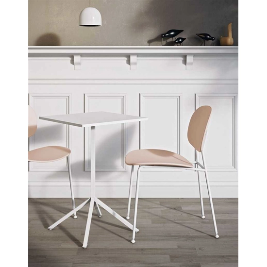 Tondina Pop 4 Gambe Plastic chairs infiniti 5