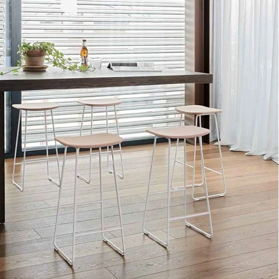 KLEJN Sgabelli in metallo Infiniti 4