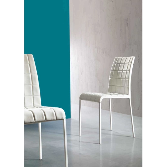 Anita Kitchen chairs ingenia 1