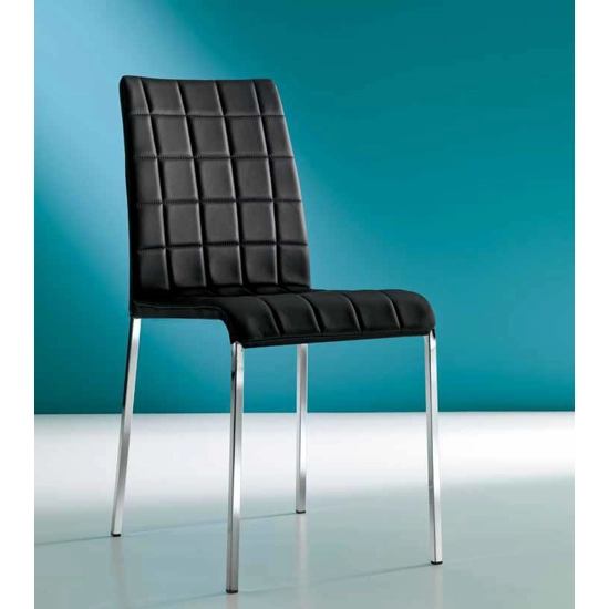 Anita Kitchen chairs ingenia 2