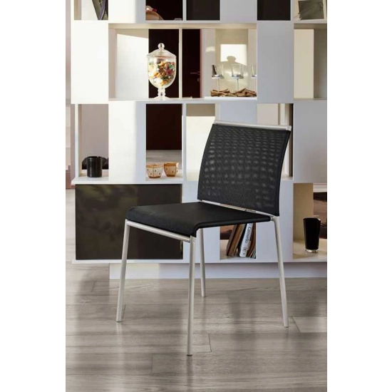 Lola impilabile Per Esterno Sedie in metallo Ingenia 1